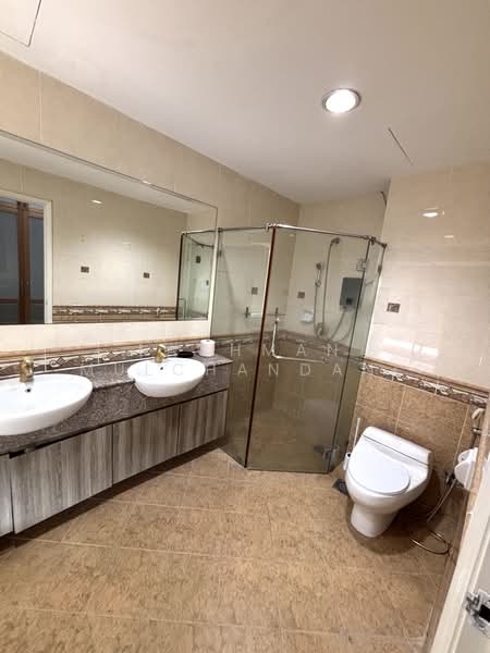 Condominium for Rent at La Grande Kiara - Lachman Mulchandani - Master bathroom - PropertyGuru.com.my