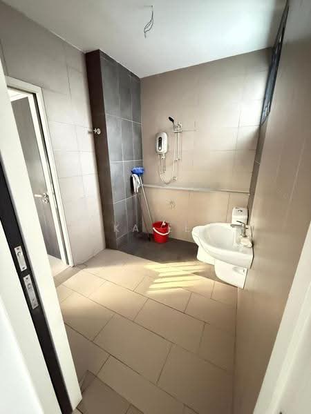 2-storey Terraced House for Sale in Elmina (Shah Alam) - Ka Ee - Bathroom - PropertyGuru.com.my