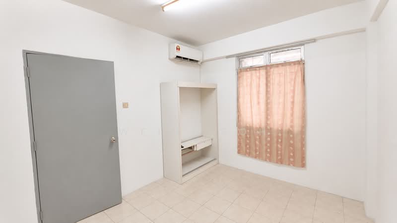 Rumah Flat untuk Disewa di Taman Setia Rawang Flat - Weini Soh - PropertyGuru.com.my
