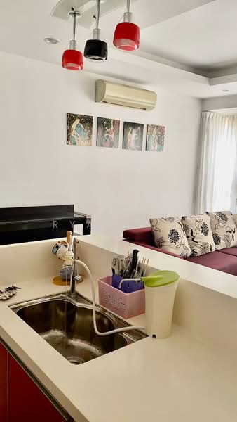 Kediaman Servis untuk Disewa di Birch Plaza - Ryan Sim - Living Room - PropertyGuru.com.my