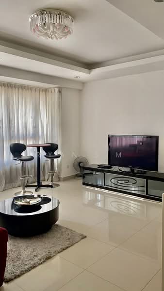 Kediaman Servis untuk Disewa di Birch Plaza - Ryan Sim - Living Room - PropertyGuru.com.my