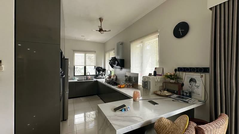 Semi-Detached House for Sale in Rawang (Selangor) - Alice Low - Kitchen - PropertyGuru.com.my