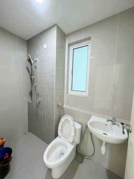 Kondominium untuk Dijual di Orchard Ville - Vincent Ooi - Bathroom - PropertyGuru.com.my