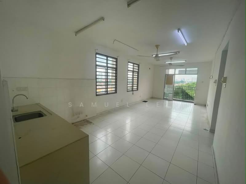 Condominium for Rent at Scott Towers @ Larkin JB - Samuel Lee - Kitchen - PropertyGuru.com.my