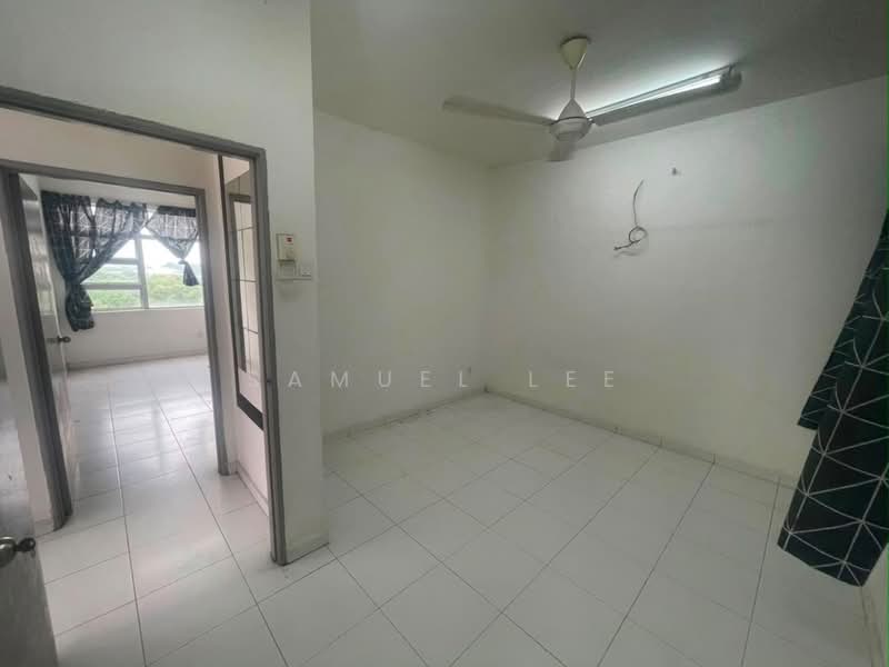 Condominium for Rent at Scott Towers @ Larkin JB - Samuel Lee - Interior - PropertyGuru.com.my