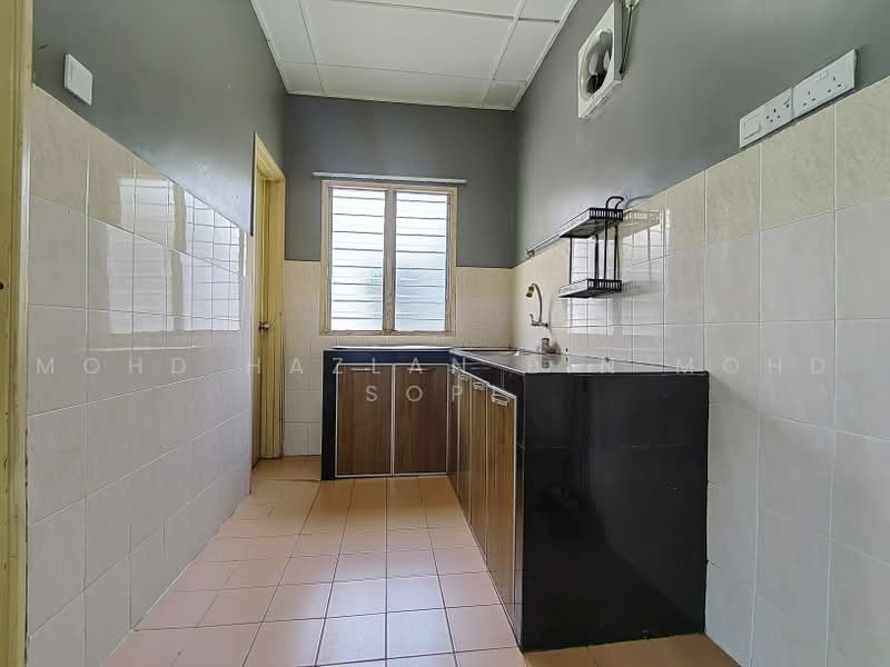 Apartment for Sale at Iris Apartment - Mohd Hazlan bin Mohd Sopi - PropertyGuru.com.my