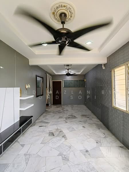 Apartment for Sale at Iris Apartment - Mohd Hazlan bin Mohd Sopi - PropertyGuru.com.my