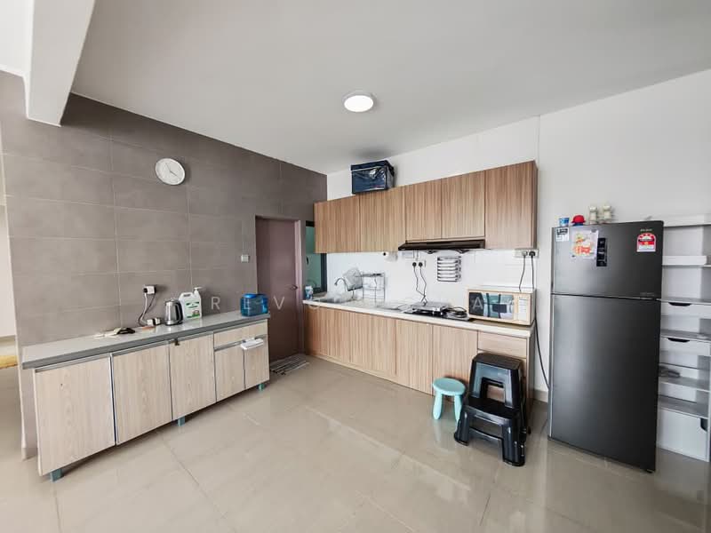 Kediaman Servis untuk Disewa di Amerin Residence - Trevor Chai - Kitchen - PropertyGuru.com.my