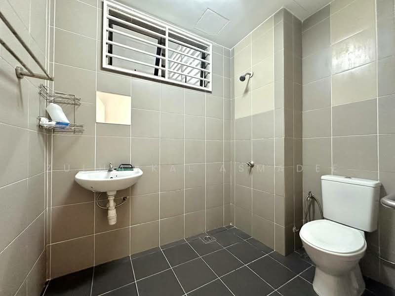 Pangsapuri untuk Disewa di PPA1M Melinjau - Zulhaikal Asmadee - Bathroom - PropertyGuru.com.my