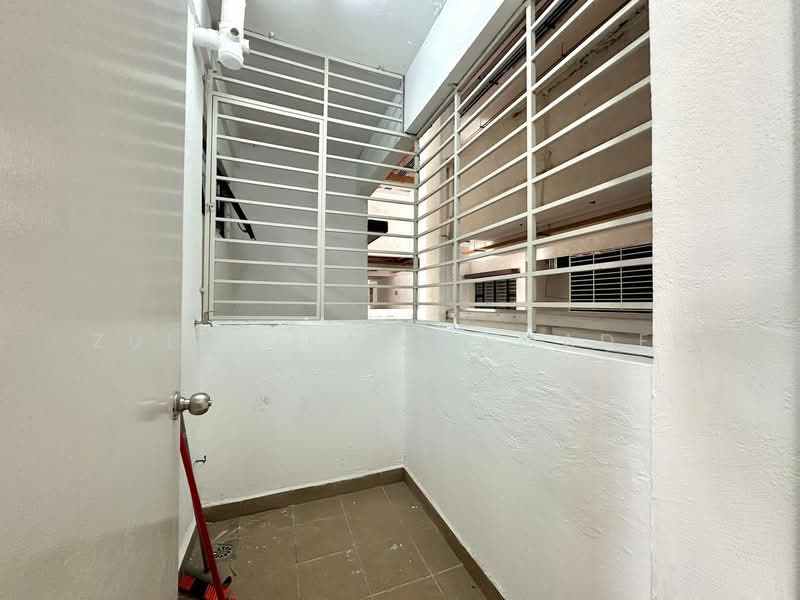 Pangsapuri untuk Disewa di PPA1M Melinjau - Zulhaikal Asmadee - Balcony - PropertyGuru.com.my