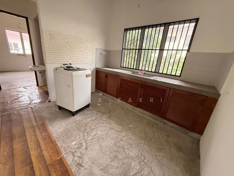 Rumah Berkembar untuk Dijual di Ampang Jaya (Ampang) - Zana Zakri - PropertyGuru.com.my