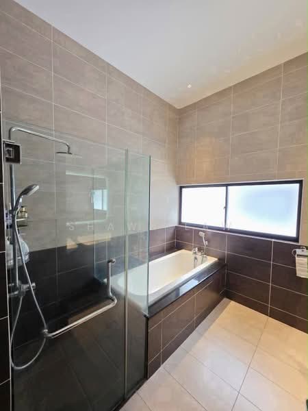 Rumah Berkembar untuk Dijual di Johor Bahru (Johor) - Shawn Law - Bathroom - PropertyGuru.com.my