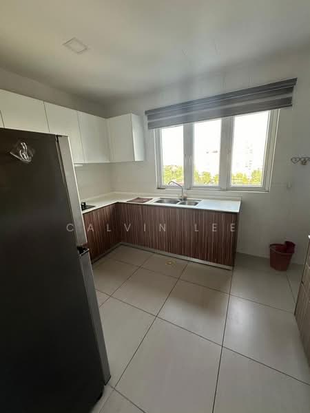 Kediaman Servis untuk Dijual di Seasons Amara Larkin - Calvin Lee - Kitchen - PropertyGuru.com.my