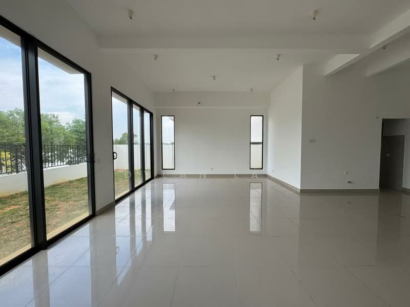 Rumah Berkembar untuk Dijual di Cyber 10 (Cyberjaya) - Dylan Lai - Living Room - PropertyGuru.com.my
