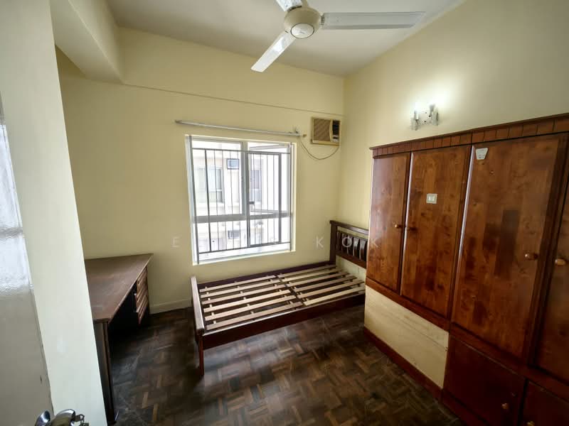 Kondominium untuk Dijual di Seri Maya Condominium - Elvis Kok - Bedroom - PropertyGuru.com.my