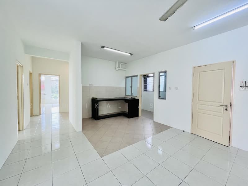 Kondominium untuk Disewa di Unipark Condominium - Zulhaikal Asmadee - Kitchen - PropertyGuru.com.my