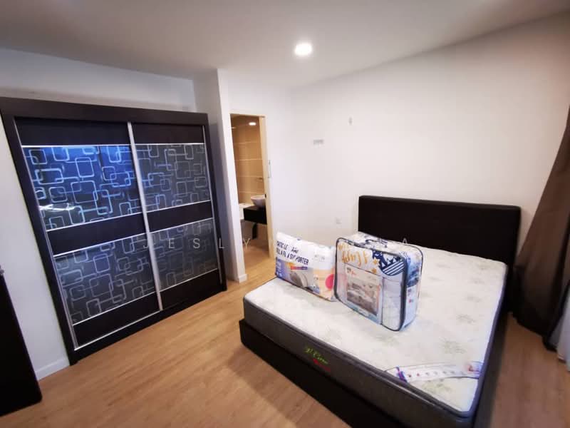 Service Residence for Sale at D'Latour - Jeslyn Chua - Bedroom - PropertyGuru.com.my