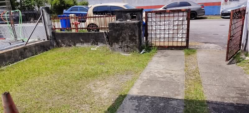 1.5-storey Terraced House for Sale in Seksyen 28 (Shah Alam) - Tony Tan - PropertyGuru.com.my