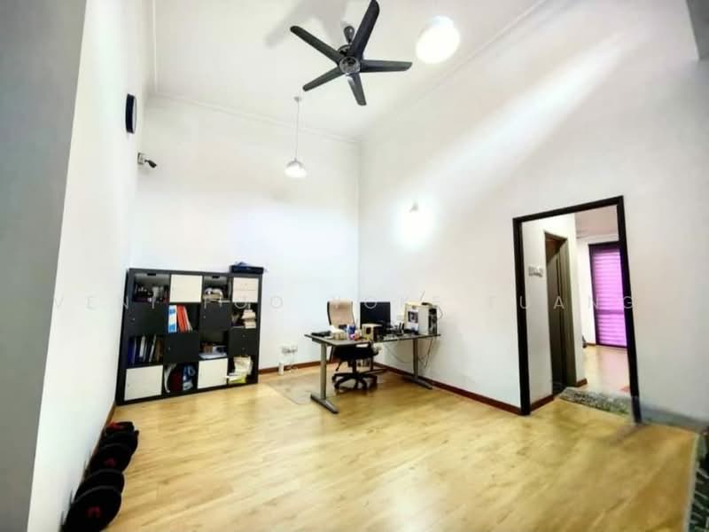 Rumah Teres 2-Tingkat untuk Dijual di Bukit Raja (Selangor) - Veni Foo Yoke Fuang - Study - PropertyGuru.com.my