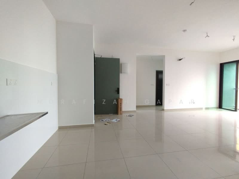 Kediaman Servis untuk Disewa di Parkland Residence - NoraFizah Gapar - Living Room - PropertyGuru.com.my