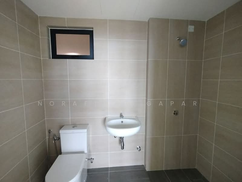 Kediaman Servis untuk Disewa di Parkland Residence - NoraFizah Gapar - Bathroom - PropertyGuru.com.my