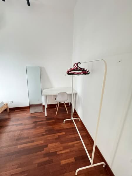 Service Residence for Rent at Pacific Star - Jia En - Study - PropertyGuru.com.my
