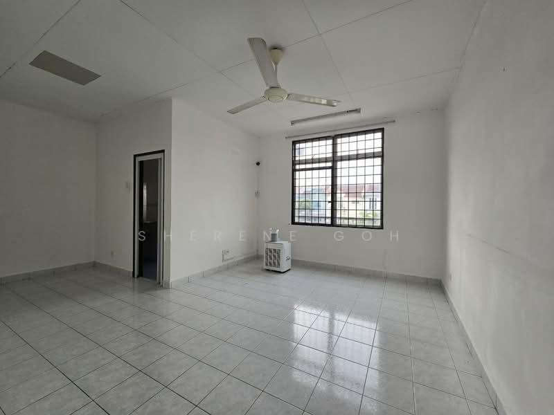 Rumah Teres 2.5-Tingkat untuk Disewa di Mutiara Puchong (Puchong) - Sherene Goh - Living Room - PropertyGuru.com.my