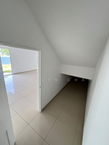 2-storey Terraced House for Sale in Bandar Sri Sendayan (Negeri Sembilan) - Jocelyn Chan - Interior - PropertyGuru.com.my