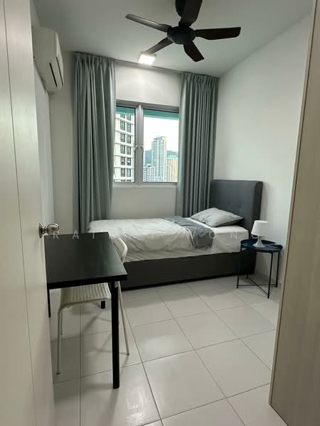 Kondominium untuk Disewa di i-Santorini - Rainny Wong - Bedroom - PropertyGuru.com.my
