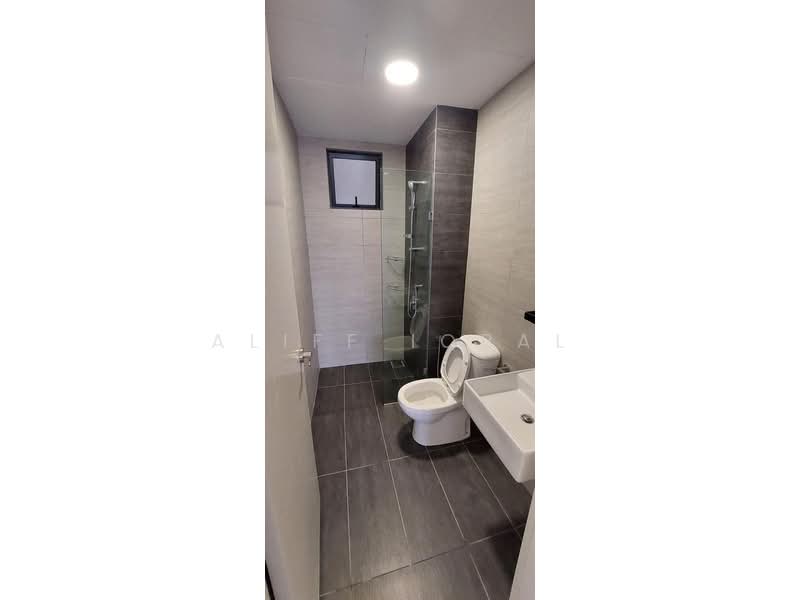 Kediaman Servis untuk Disewa di Suria Garden @ Puchong by Binastra - Aliff Iqbal - Bathroom - PropertyGuru.com.my