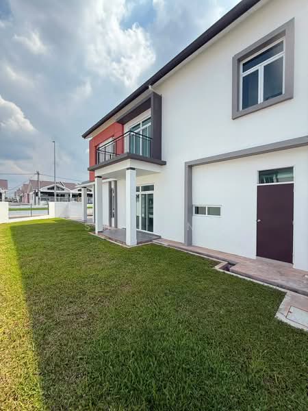 Rumah Teres 2-Tingkat untuk Dijual di Bandar Putra (Kulai) - Shi Ting - PropertyGuru.com.my
