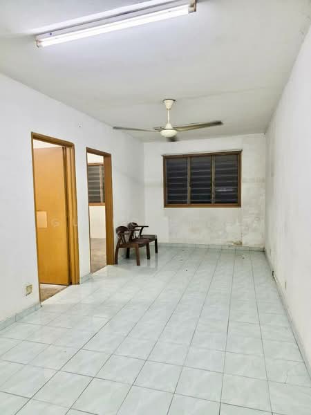 Apartment for Sale at Sri Penara - Gudrotullah Ikhwan - Living Room - PropertyGuru.com.my