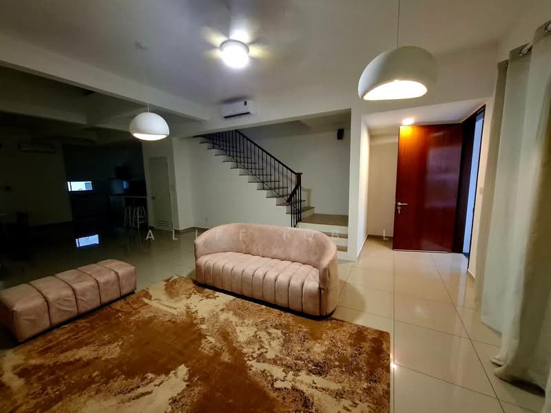 Rumah Teres 2-Tingkat untuk Disewa di Bandar Gamuda Cove (Dengkil) - Aliff Iqbal - Living Room - PropertyGuru.com.my