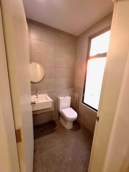 Rumah Teres 2-Tingkat untuk Disewa di Bandar Gamuda Cove (Dengkil) - Aliff Iqbal - Bathroom - PropertyGuru.com.my