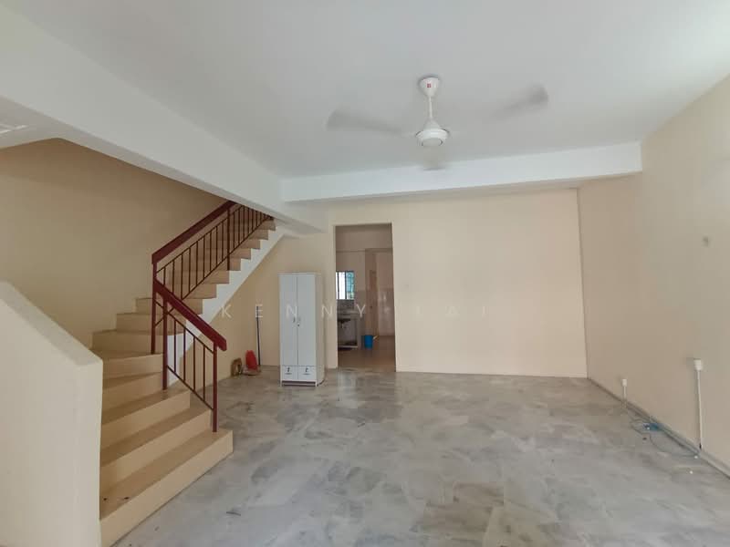 Rumah Teres untuk Dijual di Bandar Mahkota Cheras (Cheras) - Kenny Lai - Living Room - PropertyGuru.com.my