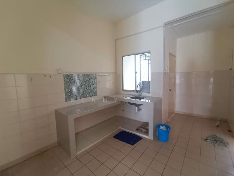 Rumah Teres untuk Dijual di Bandar Mahkota Cheras (Cheras) - Kenny Lai - Kitchen - PropertyGuru.com.my