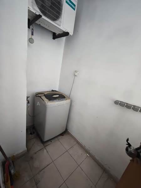 Apartment for Sale at Sri Samudera Apartment (Seaview Residence Suites) - Amber Ma - PropertyGuru.com.my