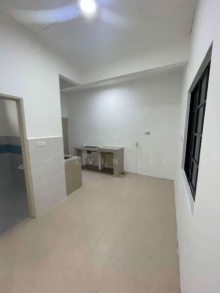 Rumah Teres 1-Tingkat untuk Dijual di Kangkar Pulai (Skudai) - Calvin Lee - PropertyGuru.com.my
