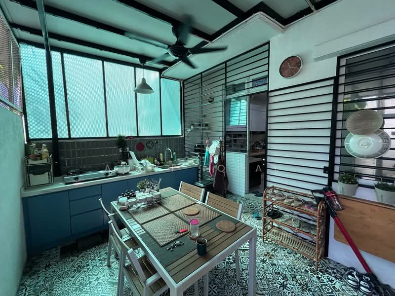 3-storey Terraced House for Sale in Taman Subang Mas (Subang Jaya) - Aliff Iqbal - Kitchen - PropertyGuru.com.my