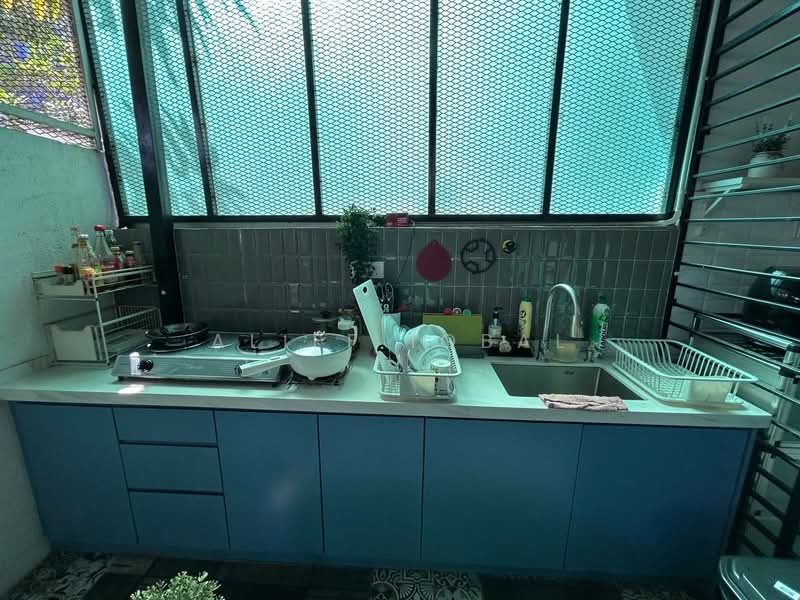 3-storey Terraced House for Sale in Taman Subang Mas (Subang Jaya) - Aliff Iqbal - Kitchen - PropertyGuru.com.my