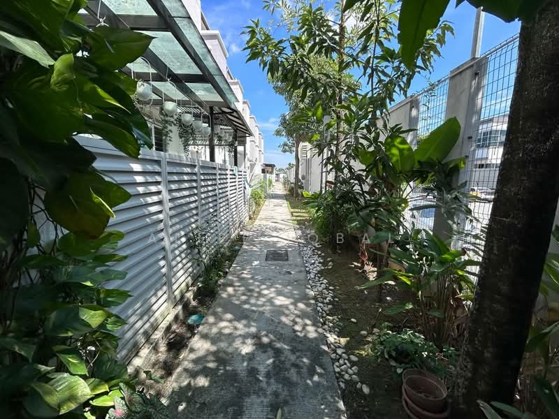 3-storey Terraced House for Sale in Taman Subang Mas (Subang Jaya) - Aliff Iqbal - Exterior - PropertyGuru.com.my