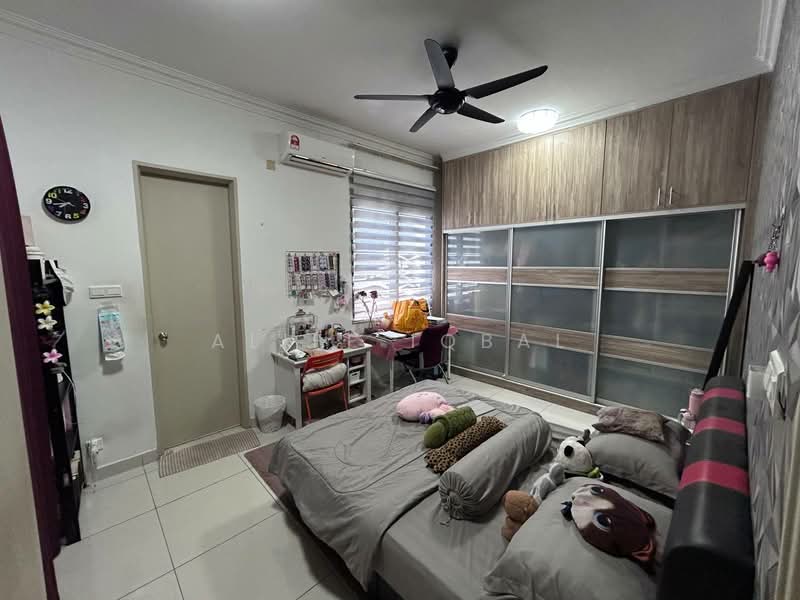 3-storey Terraced House for Sale in Taman Subang Mas (Subang Jaya) - Aliff Iqbal - Bedroom - PropertyGuru.com.my