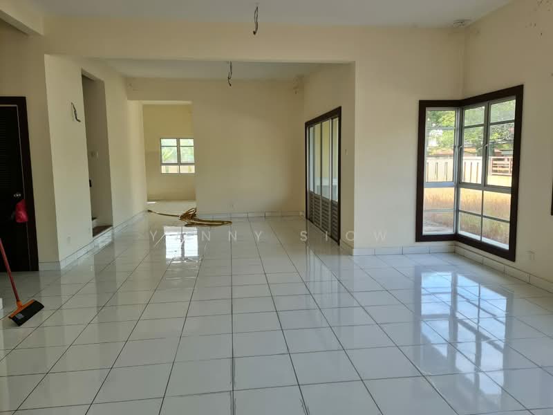Rumah Berkembar untuk Dijual di Denai Alam (Shah Alam) - Yanny Siow - Living Room - PropertyGuru.com.my