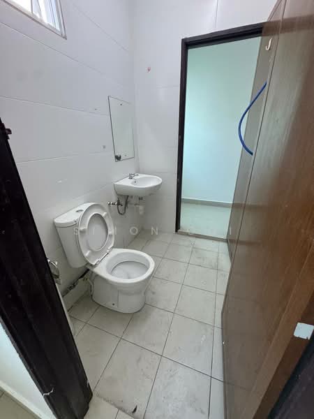 Rumah Teres 2-Tingkat untuk Dijual di Sungai Ara (Penang) - Simon Ooi - Bathroom - PropertyGuru.com.my