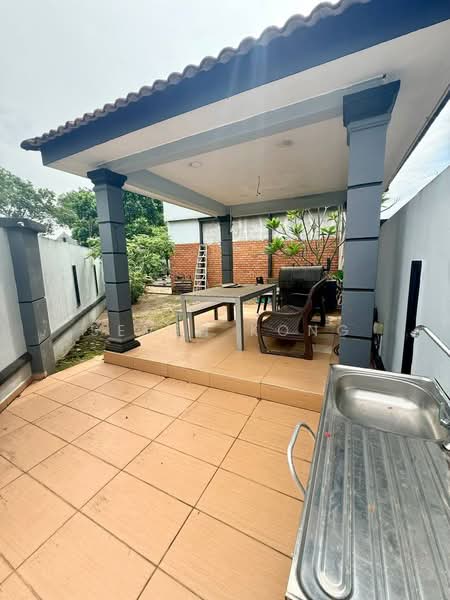 2-storey Terraced House for Sale in Bandar Uda Utama (Johor Bahru) - Seven Kong - Exterior - PropertyGuru.com.my