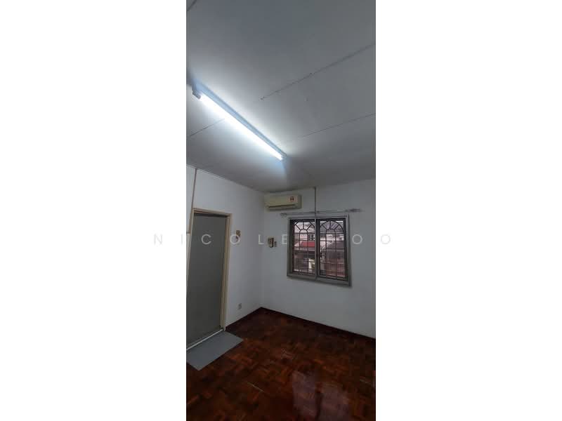Rumah Teres 2-Tingkat untuk Dijual di Taman Sri Subang (Sunway) - Nicole Soo - PropertyGuru.com.my