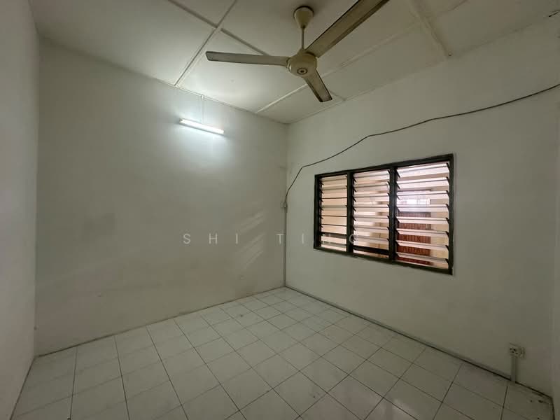 1-storey Terraced House for Sale in Bandar Baru Permas Jaya (Permas Jaya) - Shi Ting - PropertyGuru.com.my