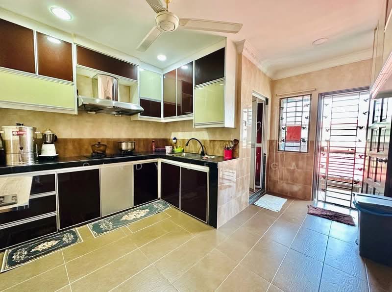 1-storey Terraced House for Sale in Shah Alam (Selangor) - Cindy Jessica - Kitchen - PropertyGuru.com.my