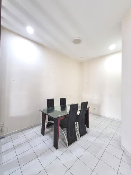 1-storey Terraced House for Rent in Taman JP Perdana (Johor Bahru) - Christina Ang - Dining Room - PropertyGuru.com.my
