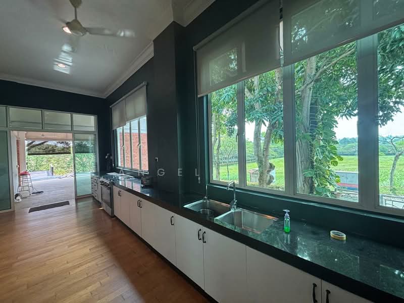 Bungalow House untuk Disewa di Leisure Farm (Gelang Patah) - Angela Ng - Kitchen - PropertyGuru.com.my